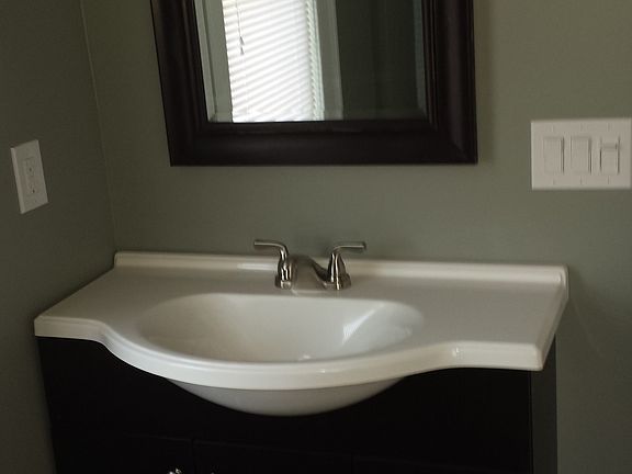 2nd image of 34 Franklin Ave