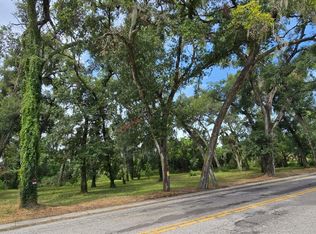 712 Lithia Pinecrest Rd, Brandon, FL 33511