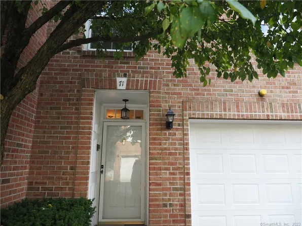 71 Kingswood Drive #71, Bethel, CT 06801