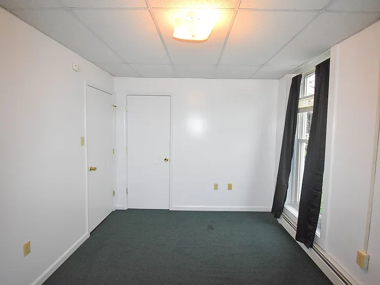 432 W Church St — Photo 16