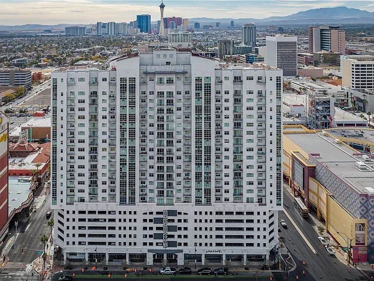150 Las Vegas Blvd #1514 — Photo 47
