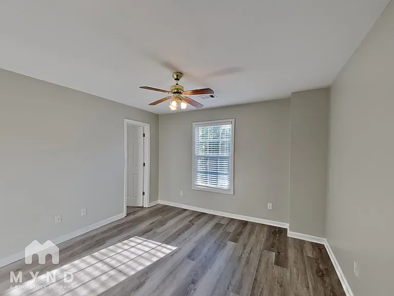 1557 Silver Ridge Dr SW — Photo 15