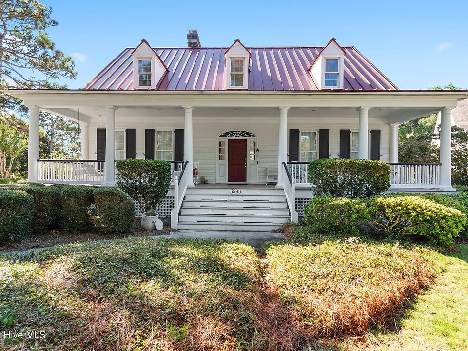 1st image of 3565 St James Drive SE