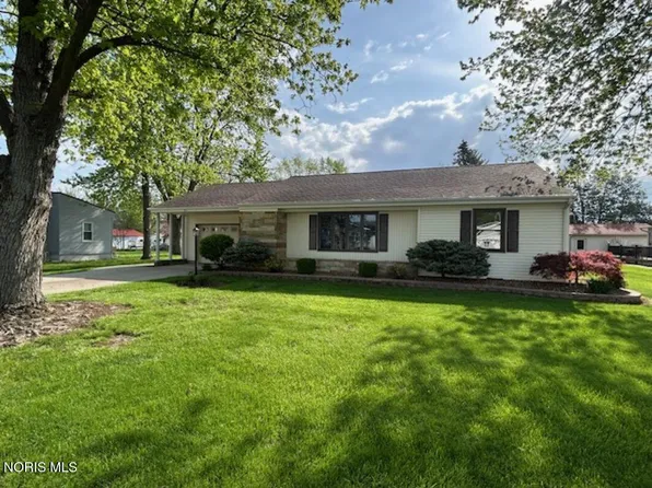 911 S Lynn St, Bryan, OH 43506