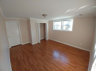 8227 Tuckerman Ln #1, Potomac, MD 20854