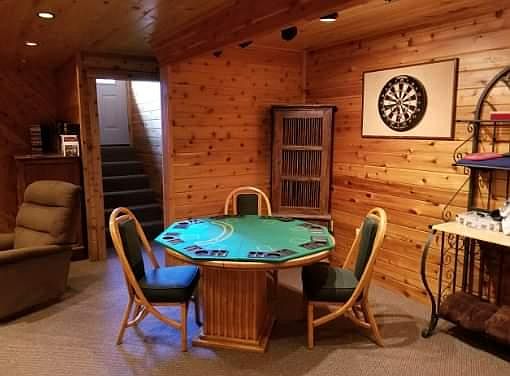 Downstairs Livingeoom.Livingroom