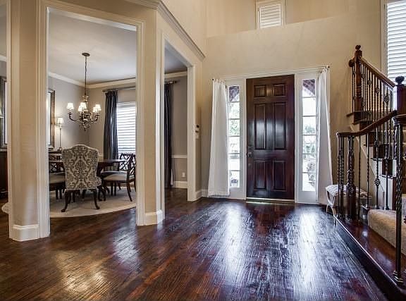 2nd image of 203 Suncreek Dr