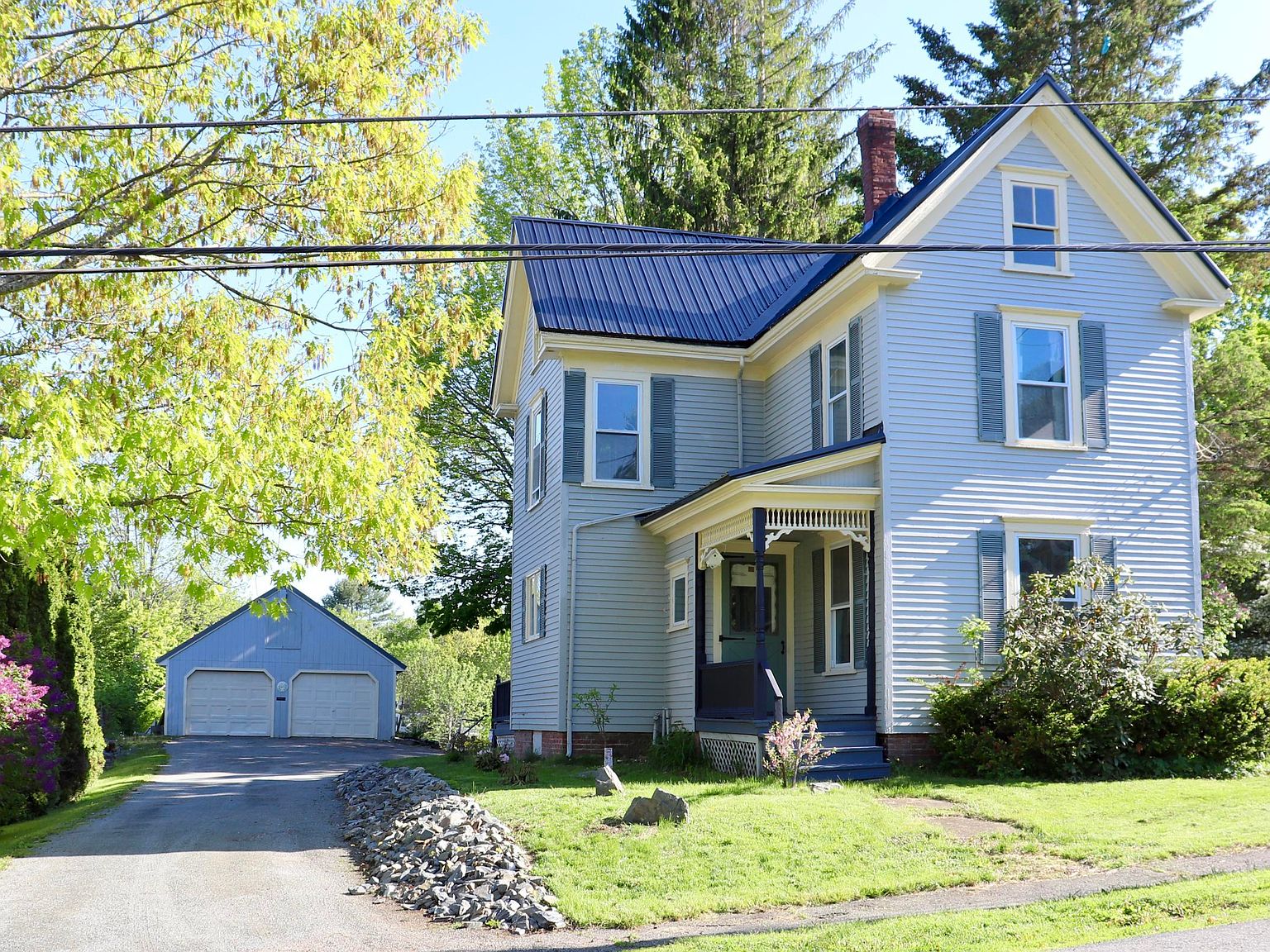 15 Summer St, Hampden, ME 04444 Zillow