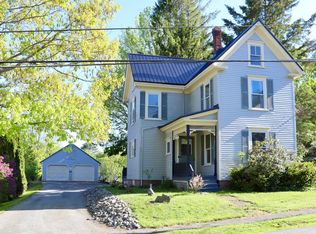 15 Summer St, Hampden, ME 04444