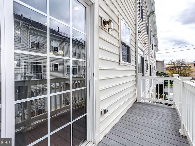 4281 S Capitol St SW — Photo 43