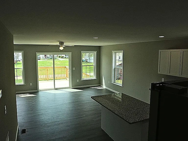 510 N Church St — Photo 7