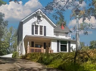 218 Bentleyville Rd, Chagrin Falls, OH 44022