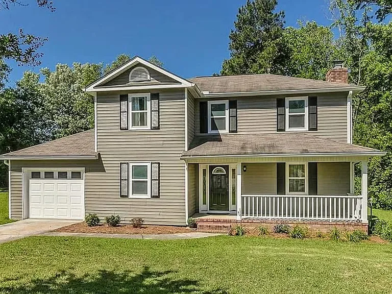 143 Caymen Ct — Photo 2