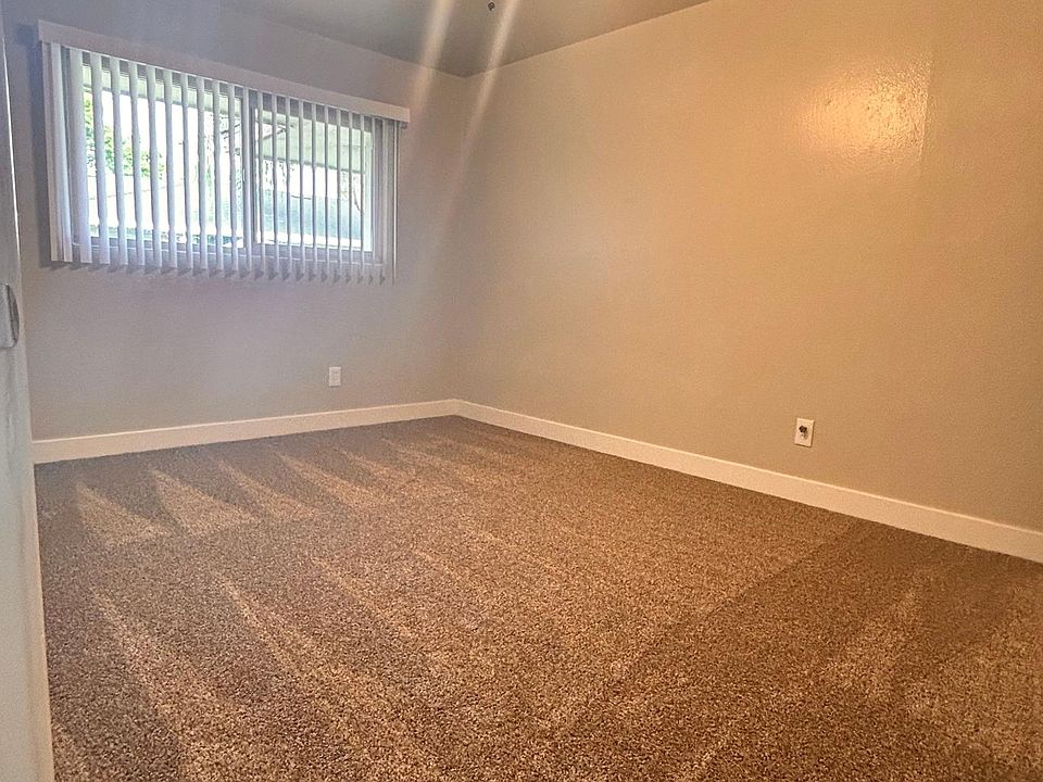 Front bedroom