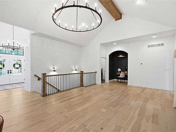 5th image of 3908 NW Redspire St