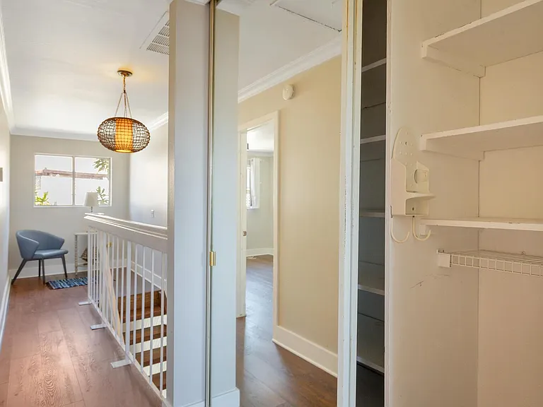 1826 Eastwood Ln — Photo 16