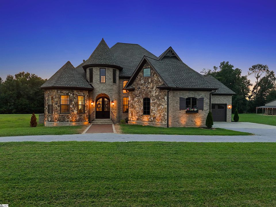 1st image of 1000 Apple Valley Rd