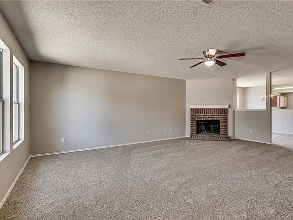 4th image of 2617 Lake Meadow Dr