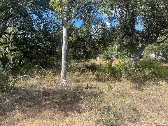 2nd image of 542/558 Flintstone LOT 416
