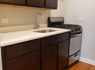 4228 N Kenmore Ave #303, Chicago, IL