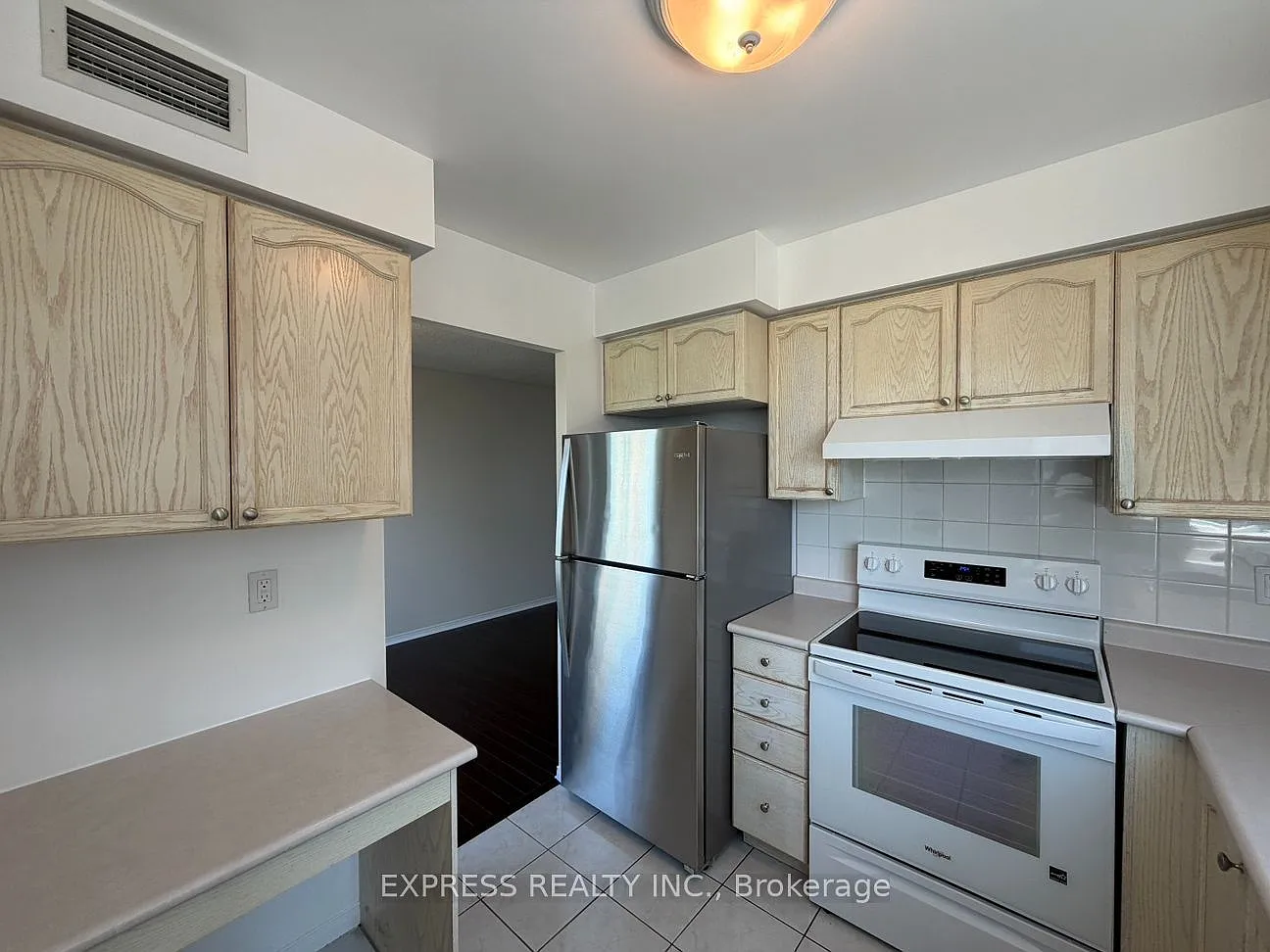 2 bed, $3,100 — Photo 3