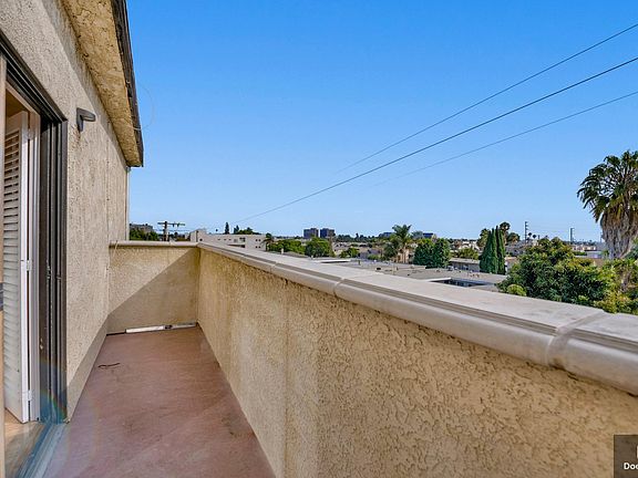 3rd image of 1665 Federal Ave Unit 303