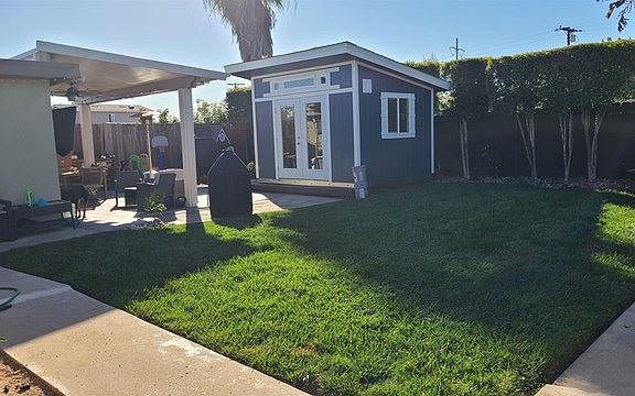 3rd image of 4602 Derrick Dr
