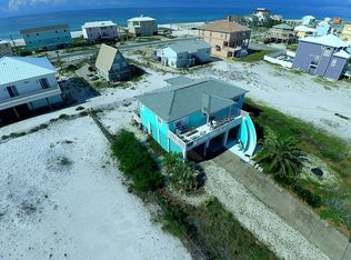 7439 White Sands Blvd, Navarre, FL 32566