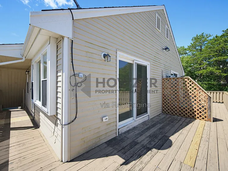1029 Iyannough Rd #1D — Photo 17