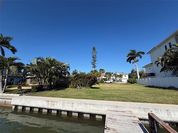 3rd image of 16325 Redington Dr #53