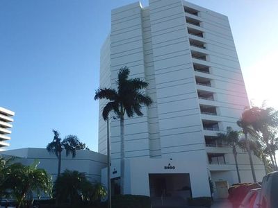 5950 Pelican Bay Plz S APT 304, Gulfport, FL, 33707