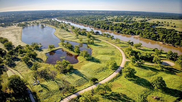 1st image of 1070 River Ranch Ln