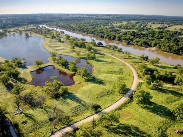 1070 River Ranch Ln, Weatherford, TX 76087