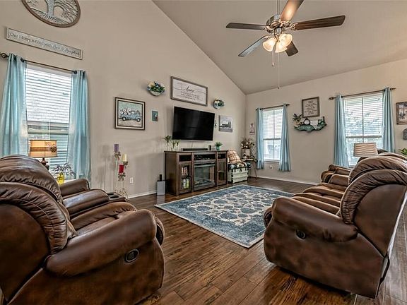 5th image of 11321 Haggerman Dr