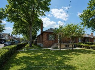81 Rockcliffe Blvd #BASEMENT, Toronto, ON M6N4R6