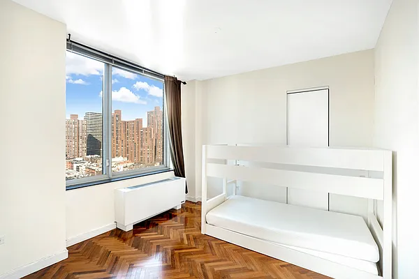 Rented by Compass | media 8