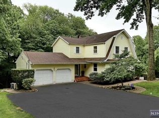 43 Hering Rd, Montvale, NJ 07645