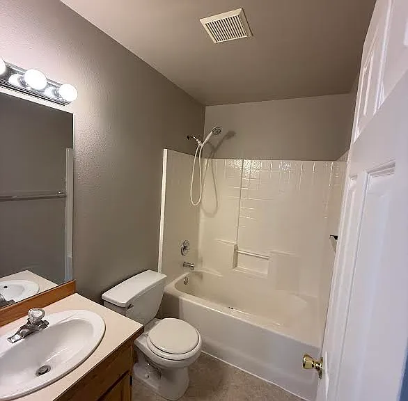 1211 E Elderberry Cir — Photo 12