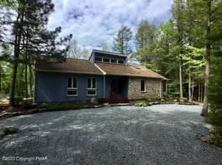 129 Tanglewood Dr, Pocono Pines, PA 18350