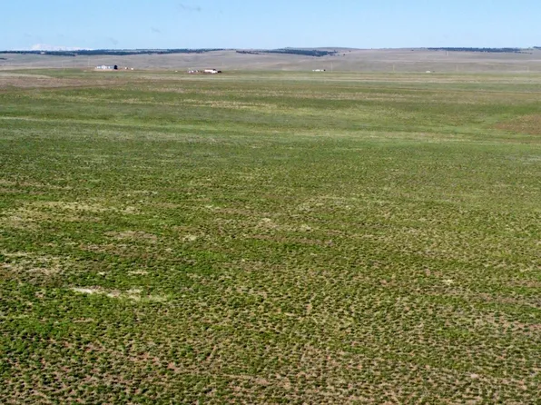 5 County Road 125, Deer Trail, CO 80105