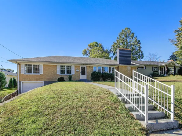 409 College St, Horse Cave, KY 42749