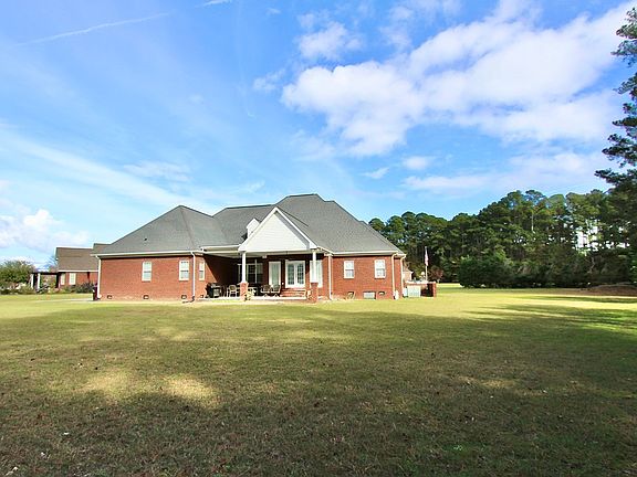 4th image of 211 Hyde Park Dr
