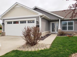 10 Tamarack Ln UNIT A, Highland, IL 62249