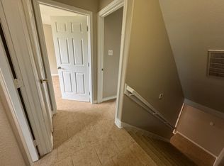 303 E John Alber Rd #B, Houston, TX 77037