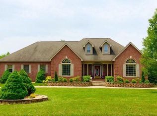 570 Fantasia Rd, Inwood, WV 25428