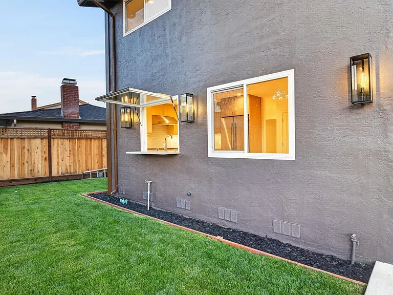 1347 Marlin Ave — Photo 22