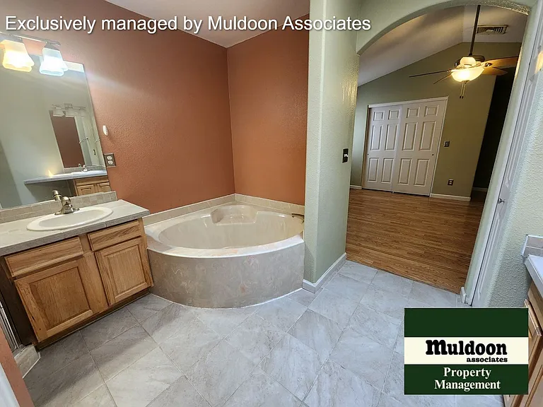 286 W Del Ray Dr — Photo 16