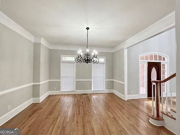 3rd image of 2068 Fairhill Ln NW
