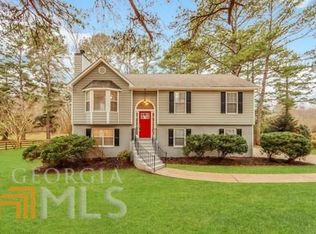 3700 Davis St, Suwanee, GA 30024