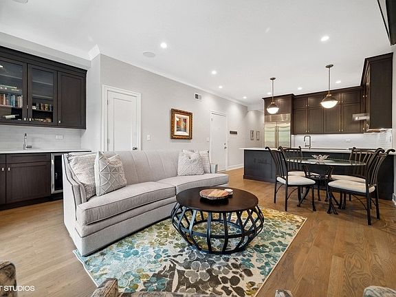 2nd image of 2511 N Southport Ave #2